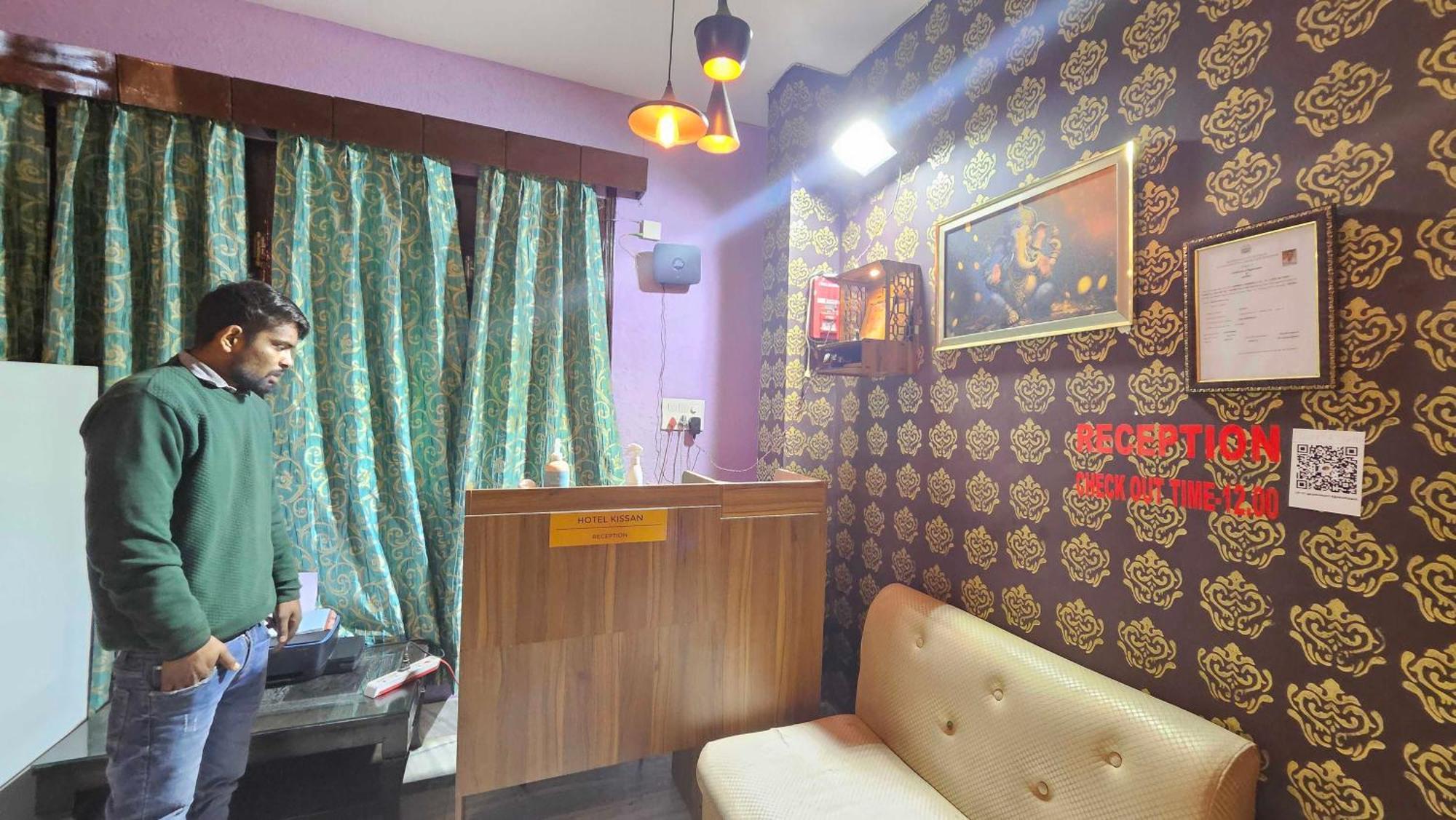 Hotel O Kissan Khairi Kültér fotó