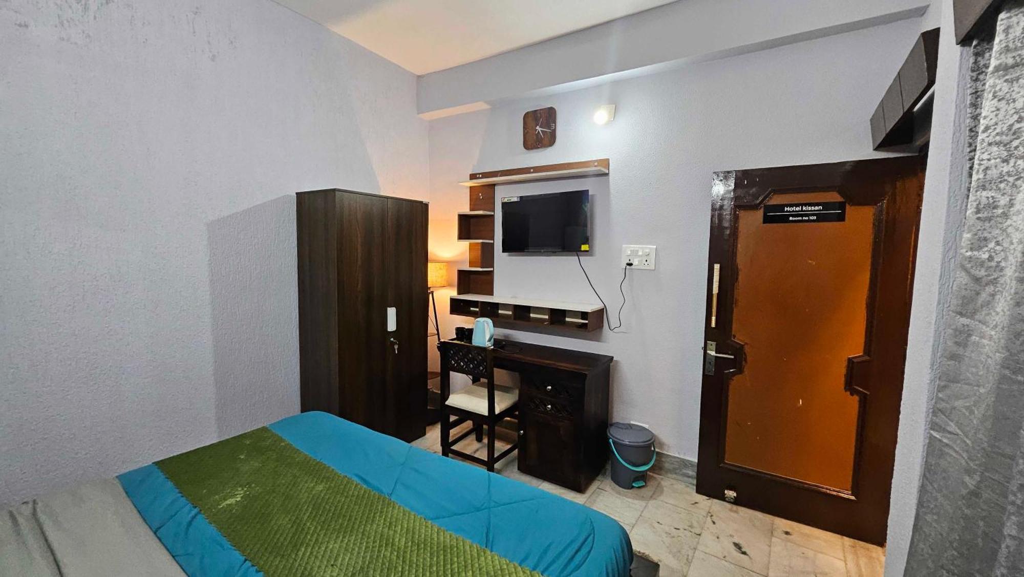 Hotel O Kissan Khairi Kültér fotó